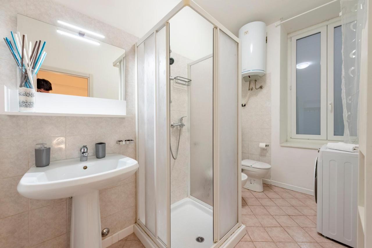 Mazzini 12 Very Central Apartment With Private Garage, Air Conditioning, Wifi, Just 50 Meters From The Beach Rapallo Exterior foto
